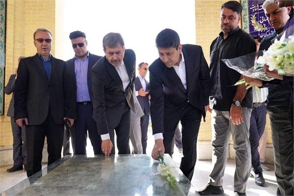 سفر استانی وزیر ارتباطات به استان اصفهان