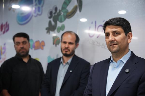 بازدید وزیر ارتباطات از «کارستان هنرستان»